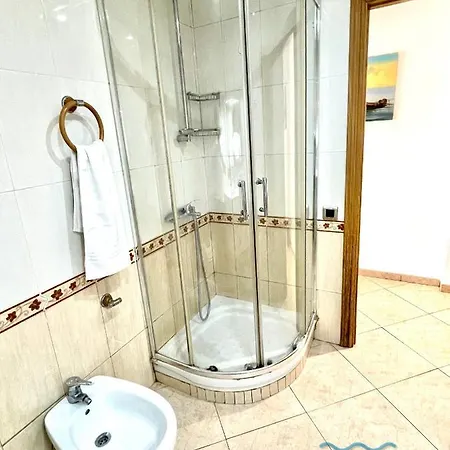 Apartbeach Fluromar Relax Climatizado Y Junto Playa